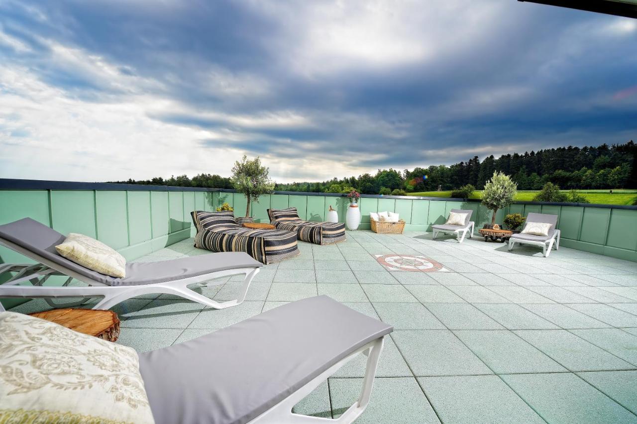 Landhotel Talblick Neuweiler  Екстериор снимка