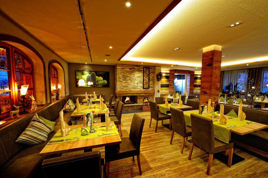 Landhotel Talblick Neuweiler  Екстериор снимка