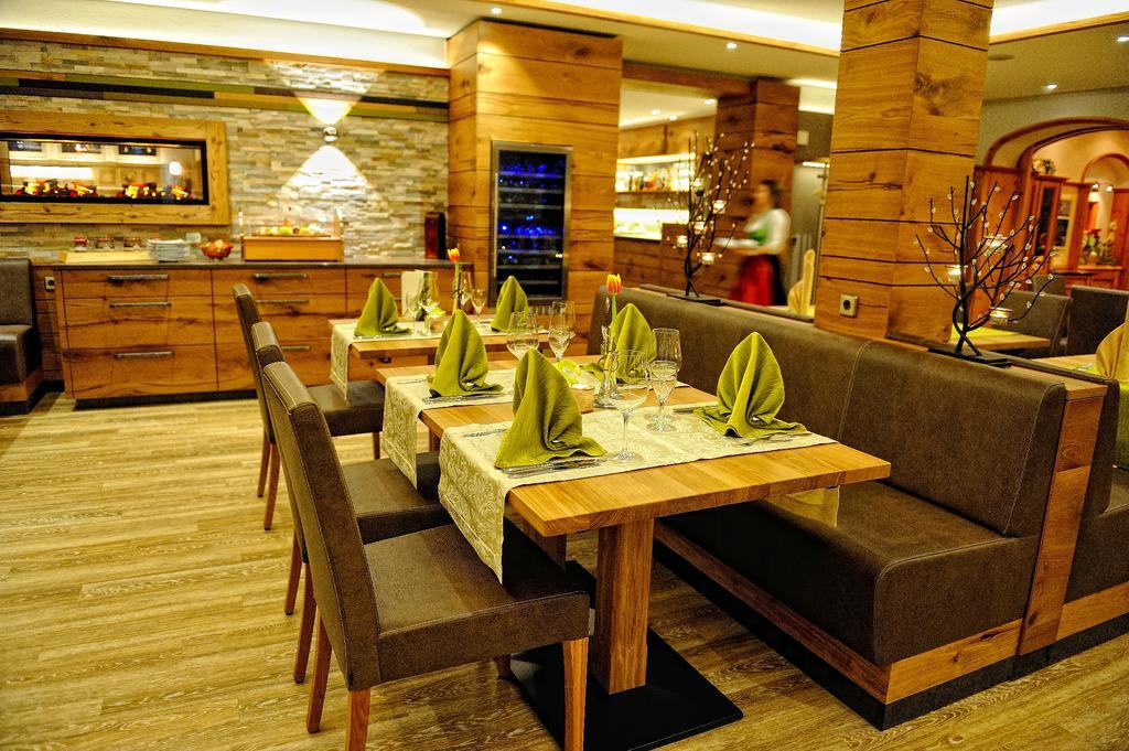 Landhotel Talblick Neuweiler  Екстериор снимка
